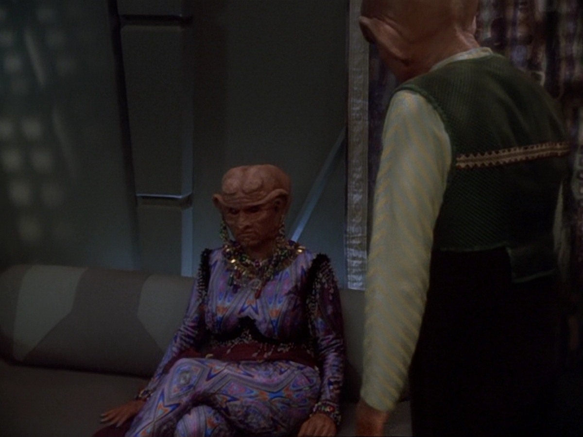 extant_StarTrek_DS9_6x23-ProfitAndLace_1520.jpg
