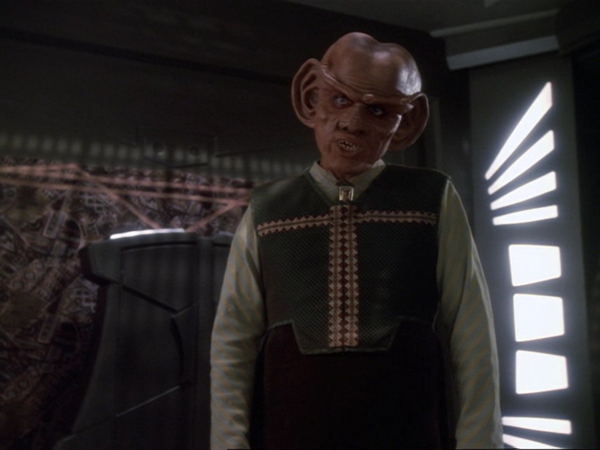 extant_StarTrek_DS9_6x23-ProfitAndLace_1528.jpg