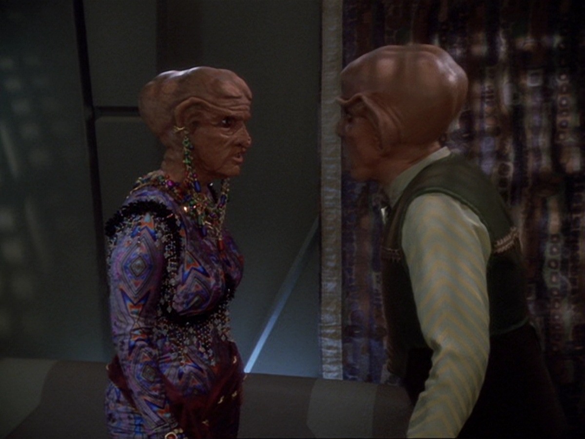 extant_StarTrek_DS9_6x23-ProfitAndLace_1546.jpg