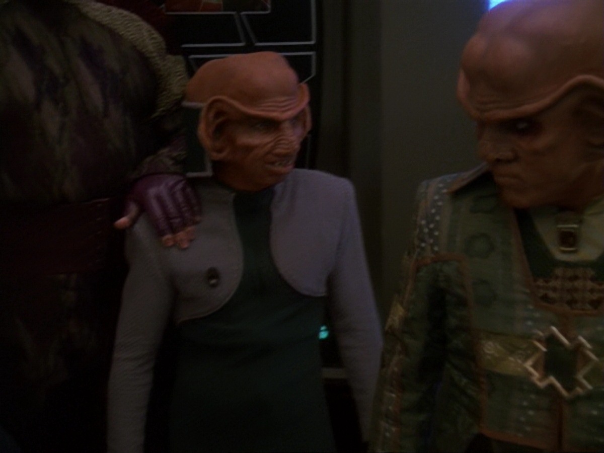extant_StarTrek_DS9_6x23-ProfitAndLace_1691.jpg