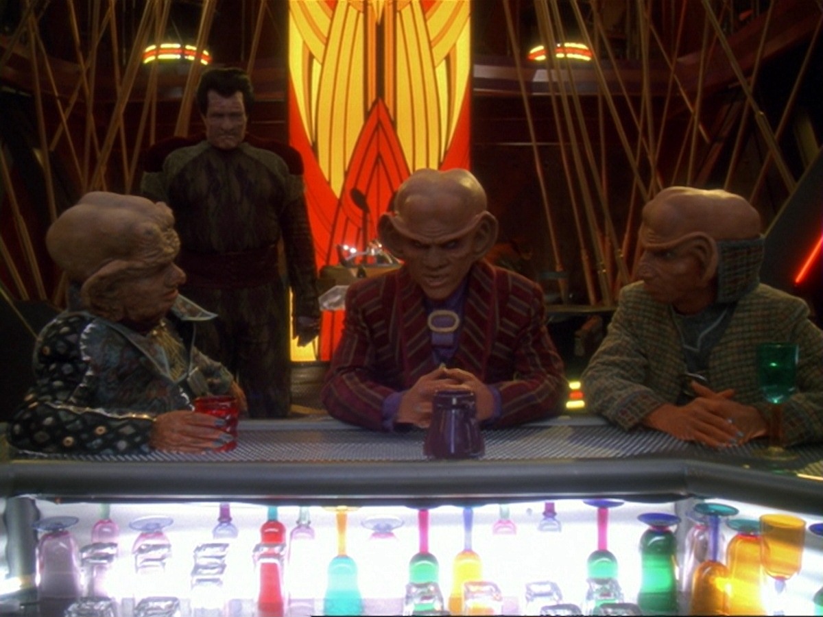 extant_StarTrek_DS9_6x23-ProfitAndLace_1812.jpg