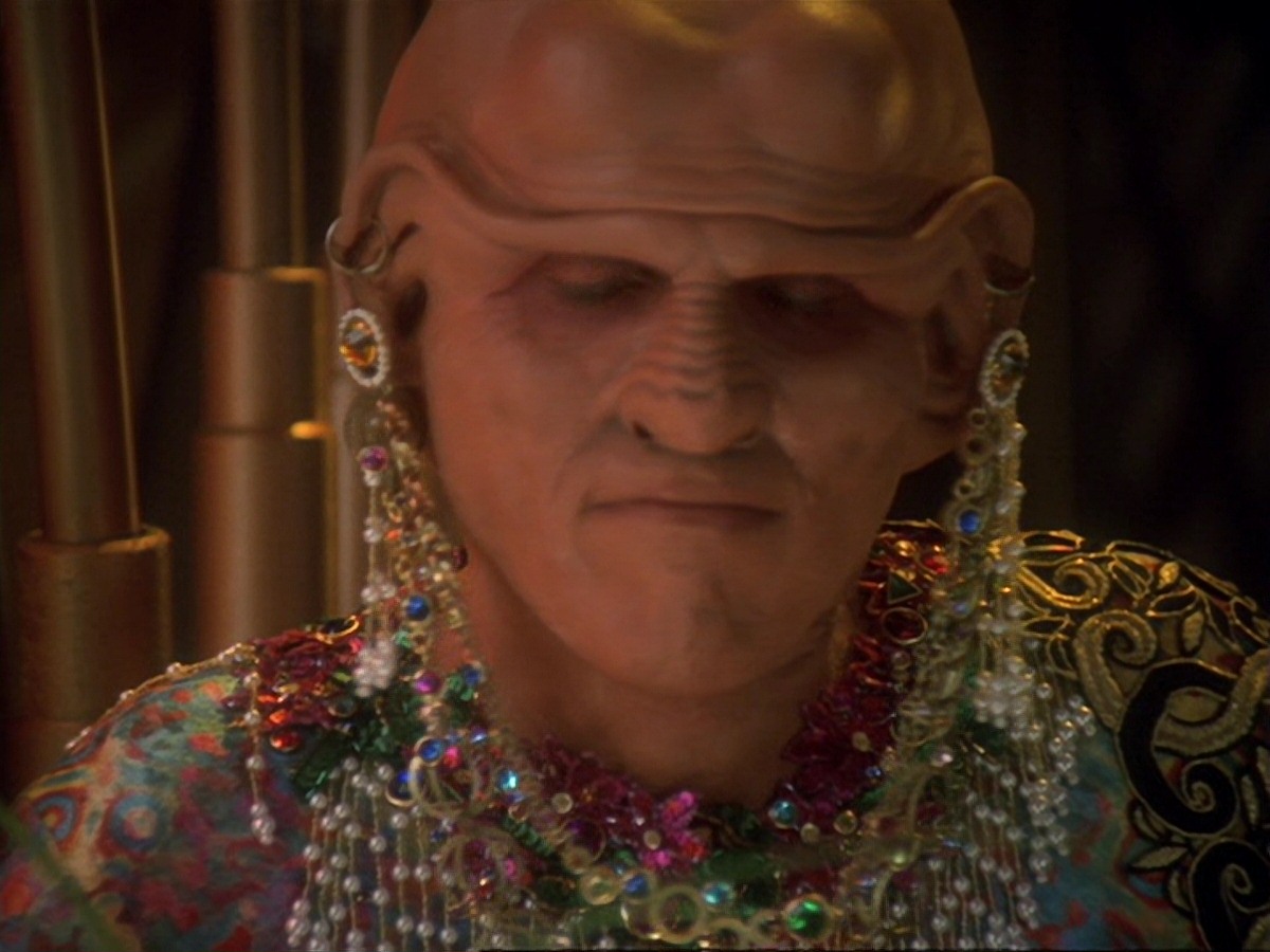 extant_StarTrek_DS9_6x23-ProfitAndLace_2986.jpg