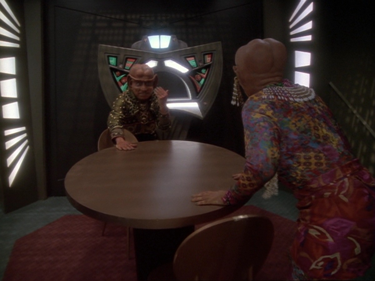 extant_StarTrek_DS9_6x23-ProfitAndLace_3141.jpg