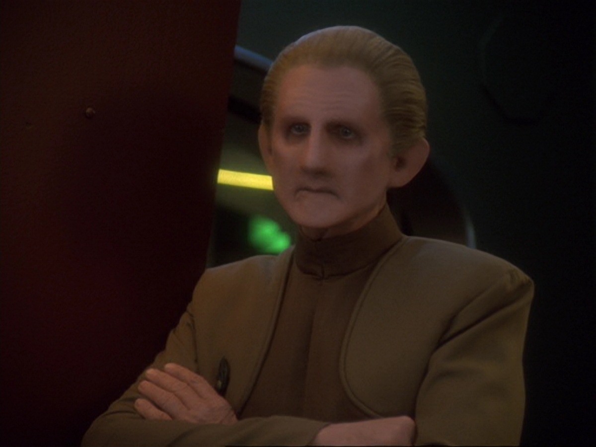 extant_StarTrek_DS9_6x23-ProfitAndLace_3434.jpg