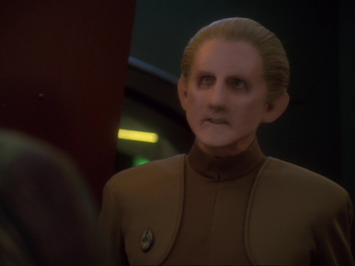 extant_StarTrek_DS9_6x23-ProfitAndLace_3471.jpg