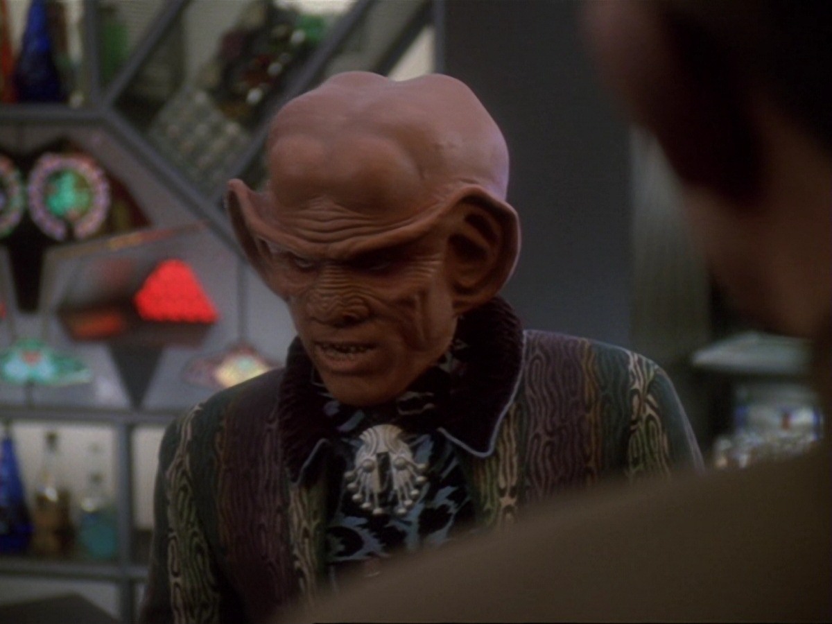 extant_StarTrek_DS9_6x23-ProfitAndLace_3476.jpg