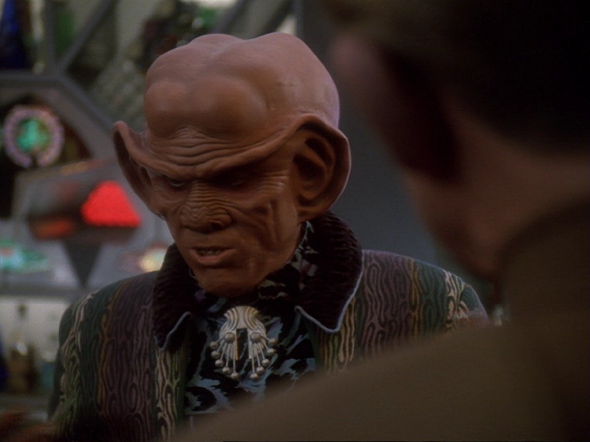 extant_StarTrek_DS9_6x23-ProfitAndLace_3482.jpg