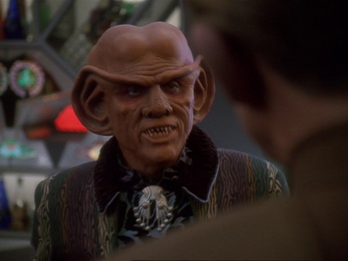 extant_StarTrek_DS9_6x23-ProfitAndLace_3483.jpg