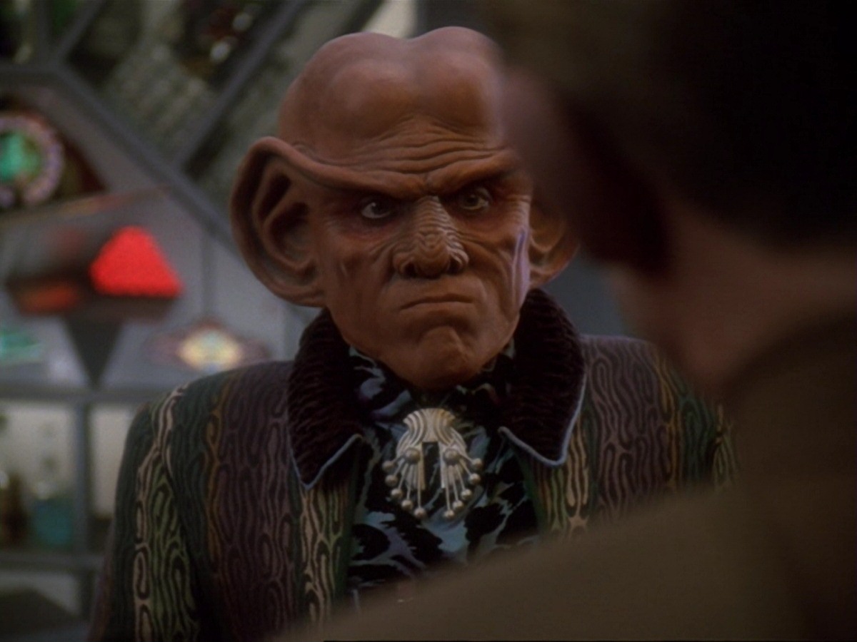 extant_StarTrek_DS9_6x23-ProfitAndLace_3492.jpg
