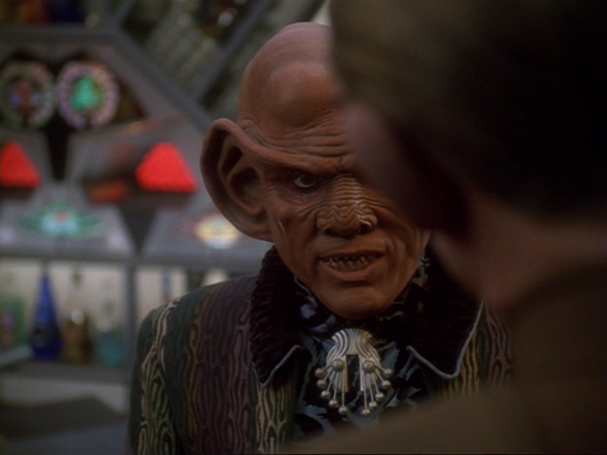extant_StarTrek_DS9_6x23-ProfitAndLace_3498.jpg