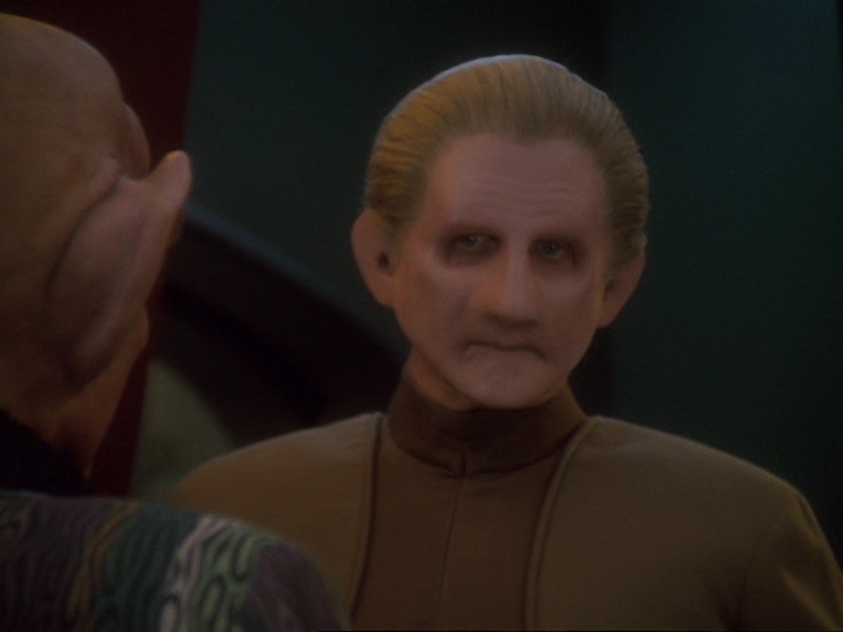 extant_StarTrek_DS9_6x23-ProfitAndLace_3511.jpg