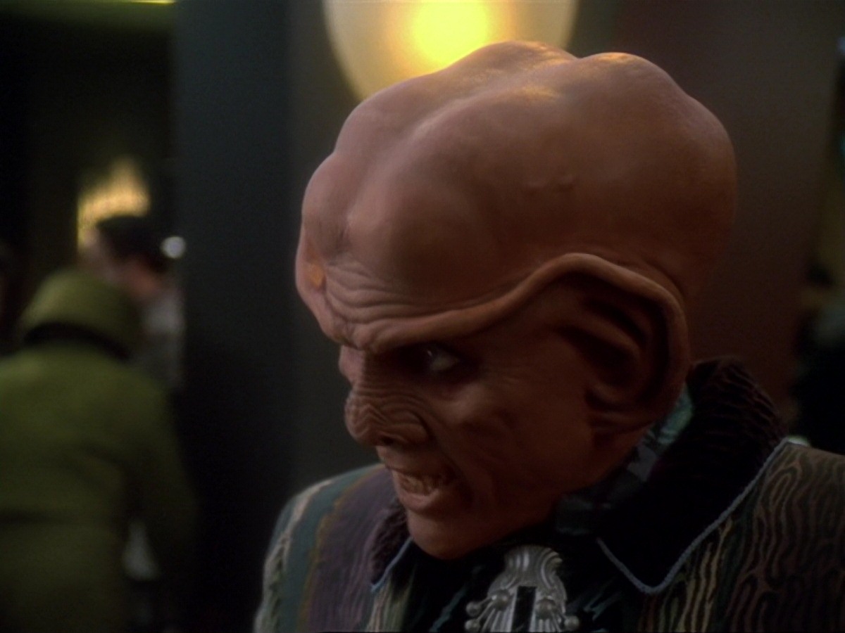 extant_StarTrek_DS9_6x23-ProfitAndLace_3679.jpg