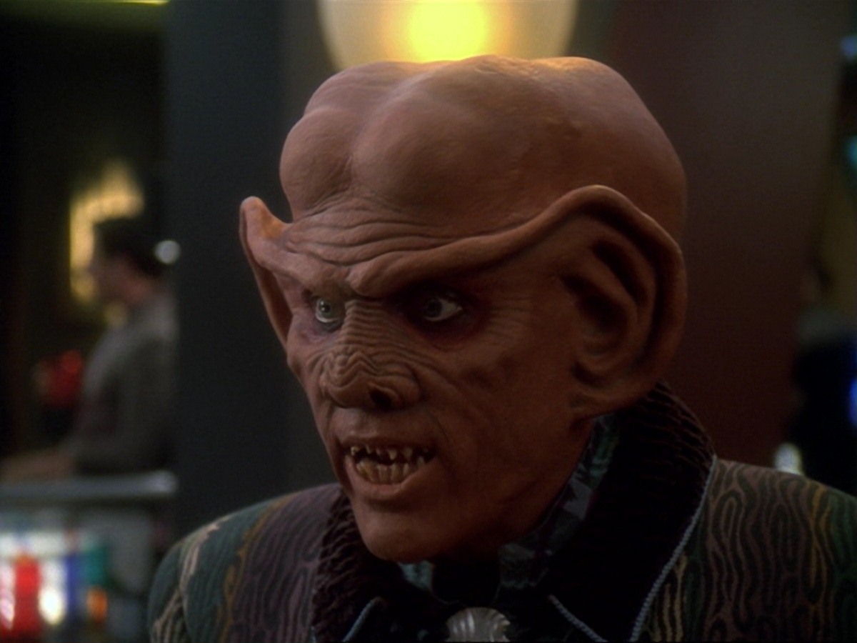 extant_StarTrek_DS9_6x23-ProfitAndLace_3686.jpg