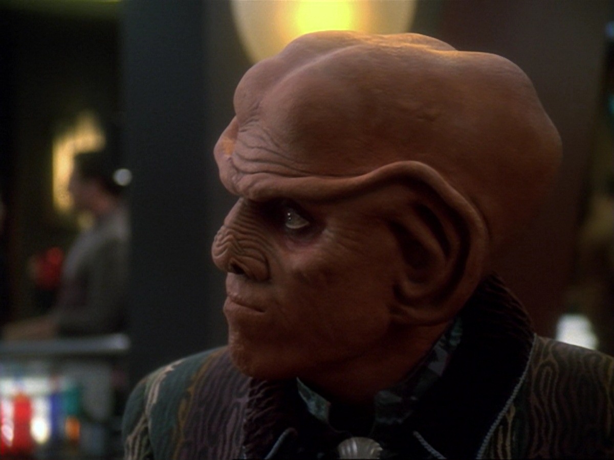 extant_StarTrek_DS9_6x23-ProfitAndLace_3687.jpg