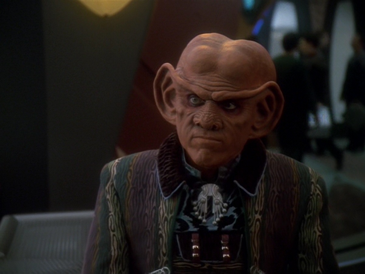extant_StarTrek_DS9_6x23-ProfitAndLace_3742.jpg