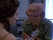 Filename=extant_StarTrek_DS9_6x23-ProfitAndLace_0137.jpg
Filesize=139KiB
Dimensions=1200x900
Date added=Jan 13, 2020 extant_StarTrek_DS9_6x23-ProfitAndLace_0137.jpg