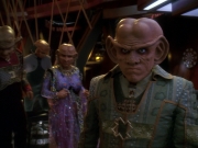 extant_StarTrek_DS9_6x23-ProfitAndLace_1371.jpg