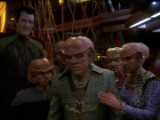 extant_StarTrek_DS9_6x23-ProfitAndLace_1391.jpg