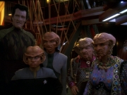extant_StarTrek_DS9_6x23-ProfitAndLace_1393.jpg
