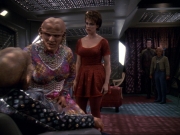 extant_StarTrek_DS9_6x23-ProfitAndLace_2204.jpg