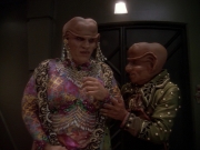 extant_StarTrek_DS9_6x23-ProfitAndLace_3086.jpg