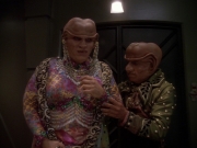 extant_StarTrek_DS9_6x23-ProfitAndLace_3087.jpg