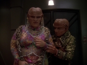 extant_StarTrek_DS9_6x23-ProfitAndLace_3088.jpg