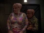 extant_StarTrek_DS9_6x23-ProfitAndLace_3091.jpg