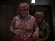 extant_StarTrek_DS9_6x23-ProfitAndLace_3101.jpg