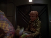 extant_StarTrek_DS9_6x23-ProfitAndLace_3103.jpg