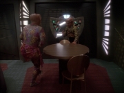 extant_StarTrek_DS9_6x23-ProfitAndLace_3115.jpg