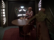 extant_StarTrek_DS9_6x23-ProfitAndLace_3129.jpg