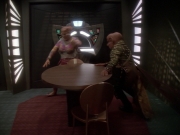 extant_StarTrek_DS9_6x23-ProfitAndLace_3130.jpg