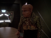 extant_StarTrek_DS9_6x23-ProfitAndLace_3155.jpg