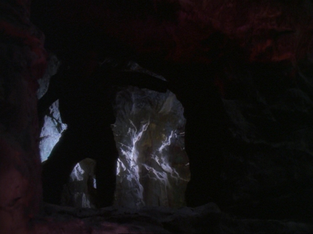 extant_StarTrek_DS9_6x24-TimesOrphan_0283.jpg