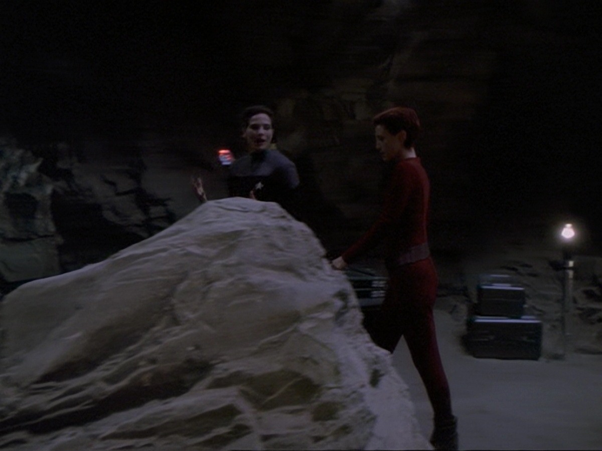 extant_StarTrek_DS9_6x24-TimesOrphan_0557.jpg