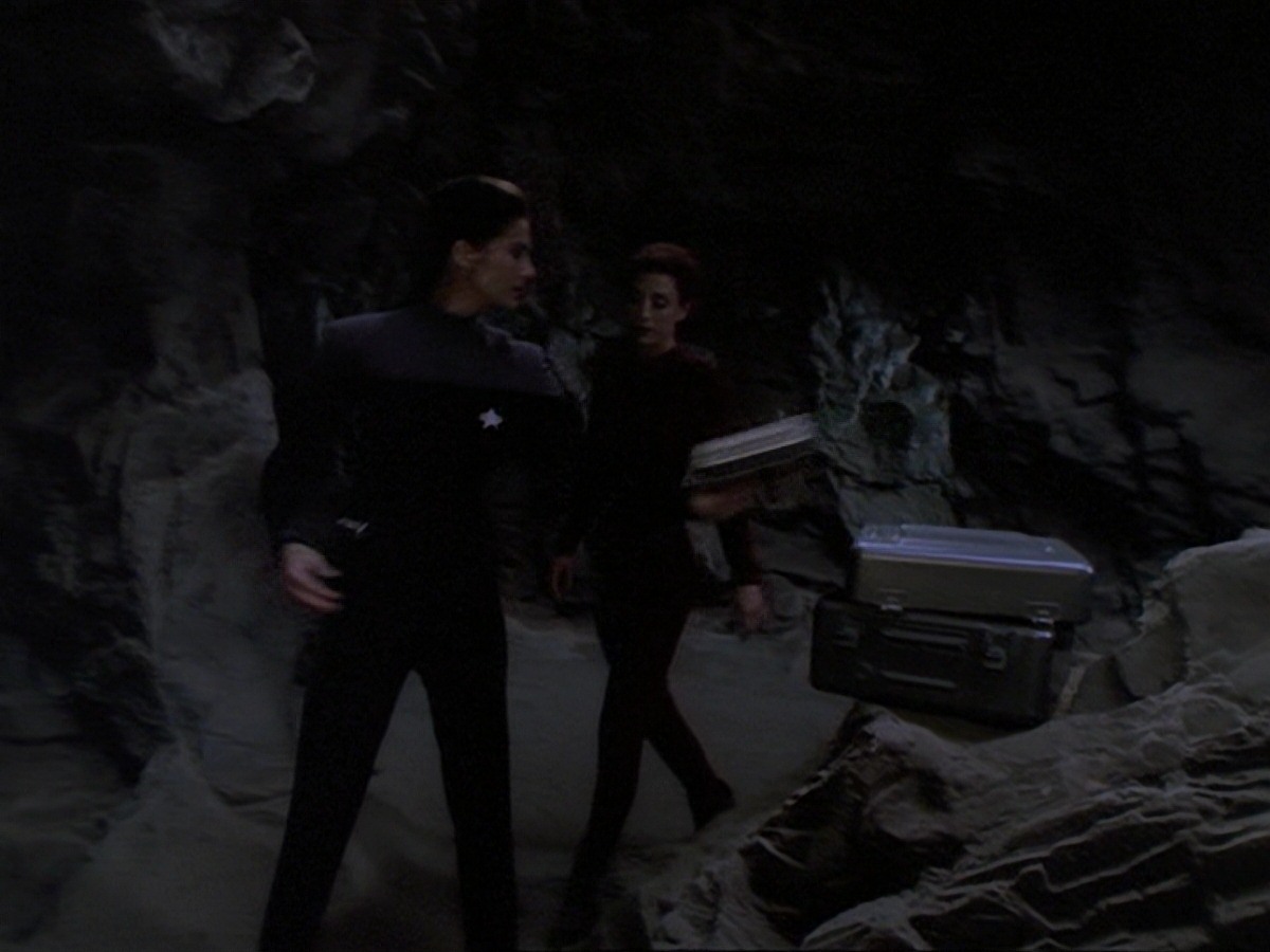 extant_StarTrek_DS9_6x24-TimesOrphan_0563.jpg