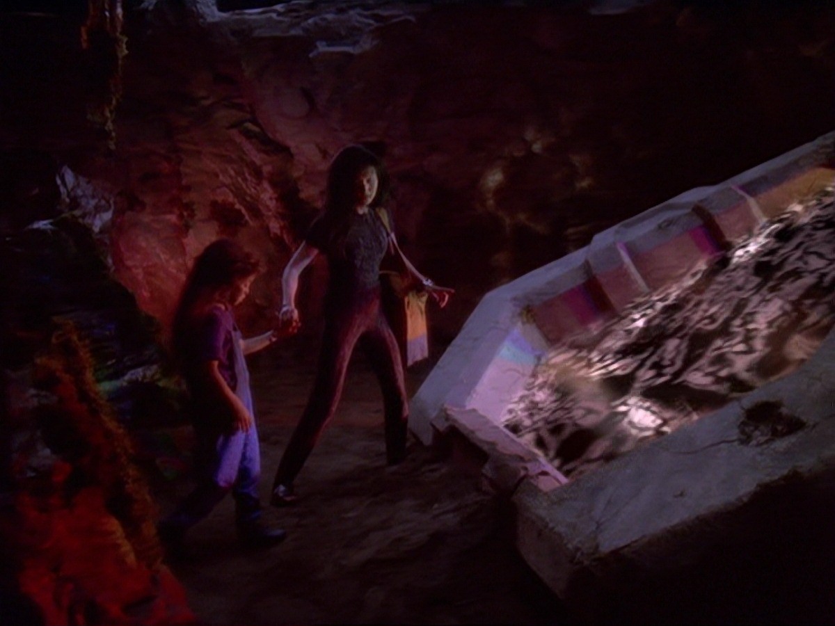 extant_StarTrek_DS9_6x24-TimesOrphan_3440.jpg
