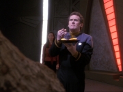Filename=extant_StarTrek_DS9_6x24-TimesOrphan_1318.jpg
Filesize=143KiB
Dimensions=1200x900
Date added=Jan 13, 2020 extant_StarTrek_DS9_6x24-TimesOrphan_1318.jpg