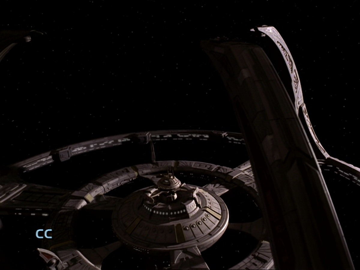 extant_StarTrek_DS9_6x25-TheSoundOfHerVoice_0005.jpg