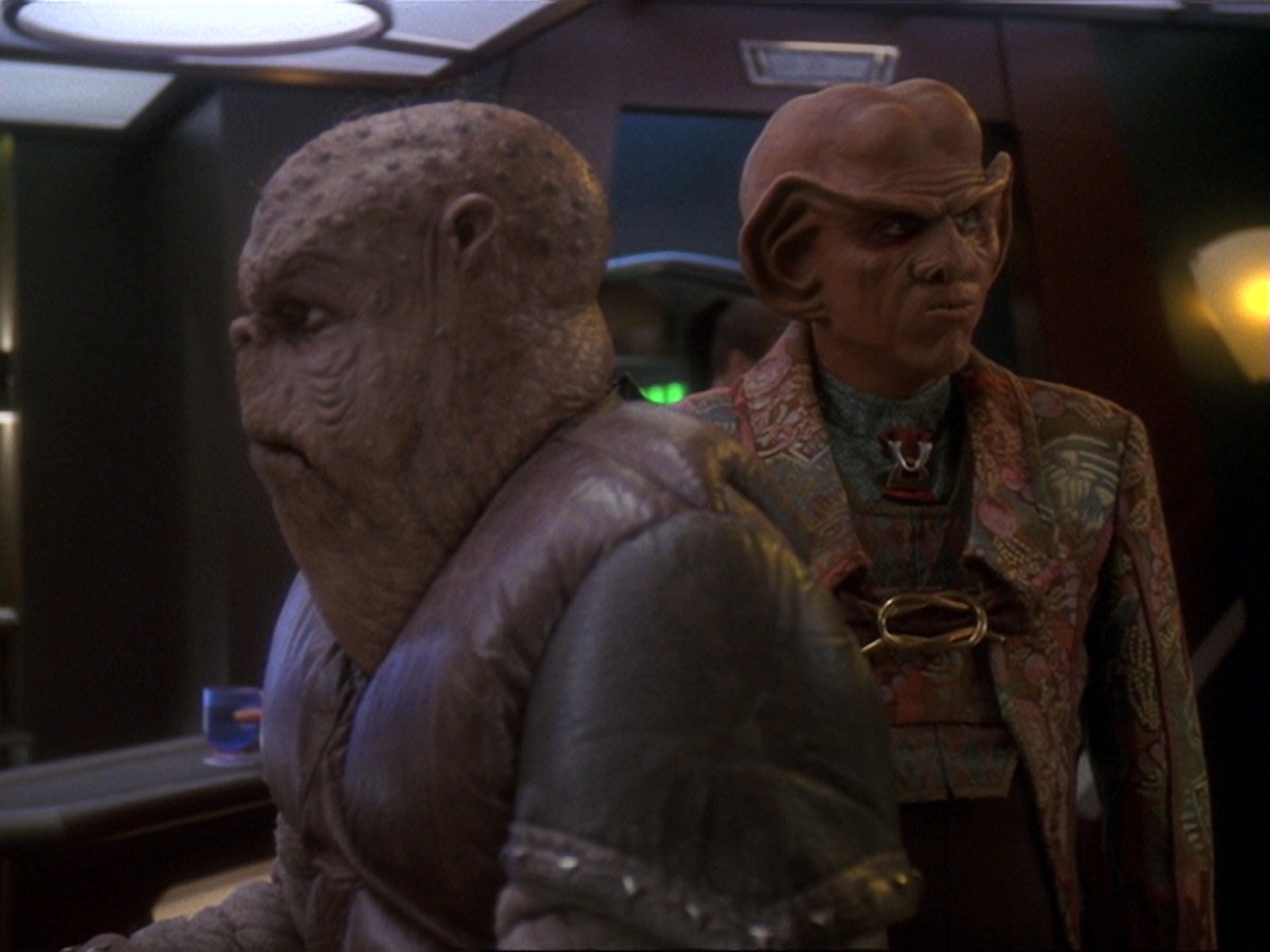 extant_StarTrek_DS9_6x25-TheSoundOfHerVoice_0030.jpg