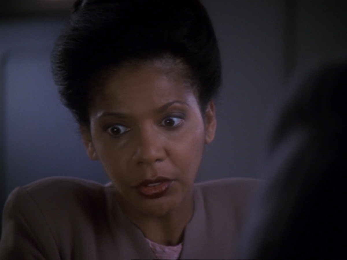 extant_StarTrek_DS9_6x25-TheSoundOfHerVoice_0166.jpg
