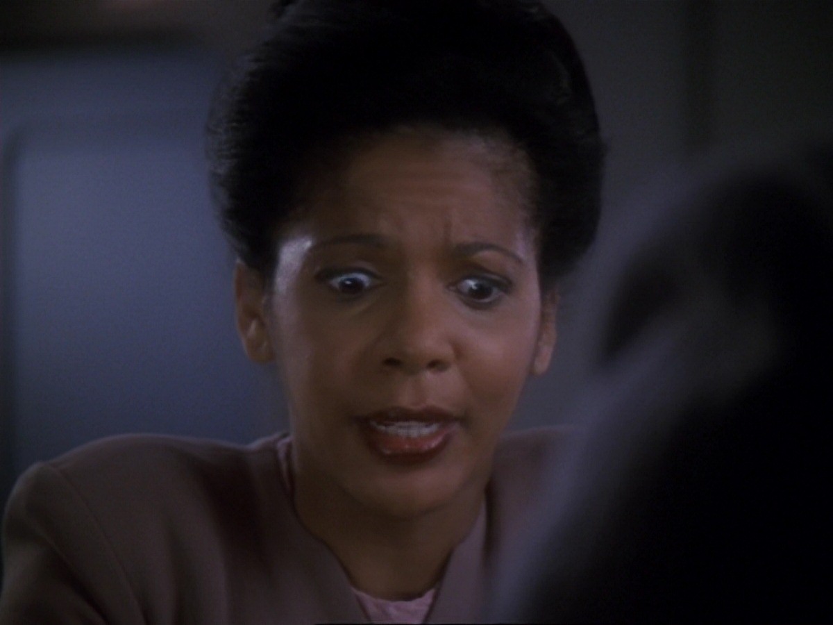 extant_StarTrek_DS9_6x25-TheSoundOfHerVoice_0215.jpg