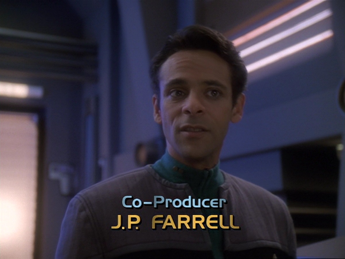 extant_StarTrek_DS9_6x25-TheSoundOfHerVoice_0601.jpg