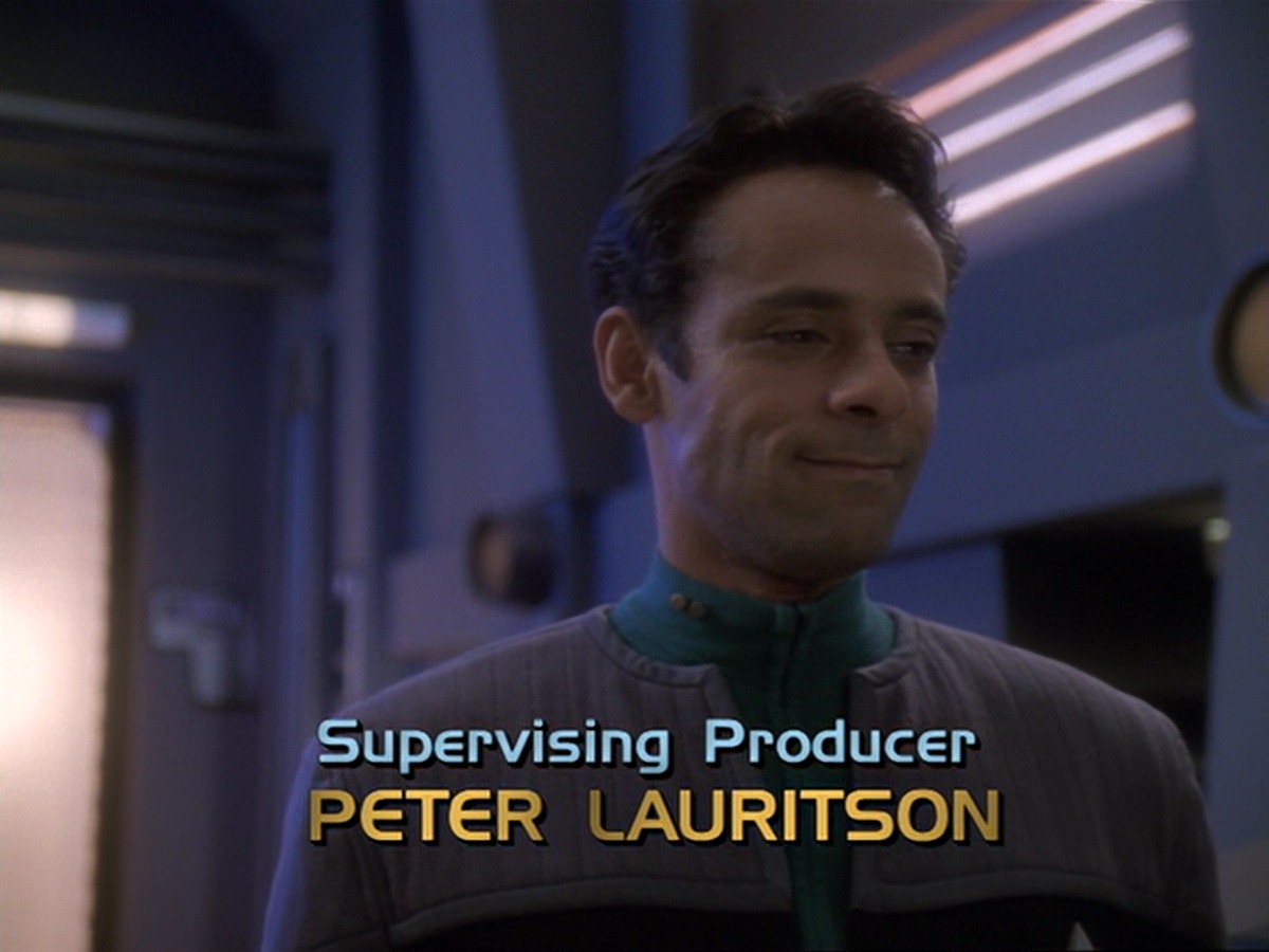 extant_StarTrek_DS9_6x25-TheSoundOfHerVoice_0638.jpg