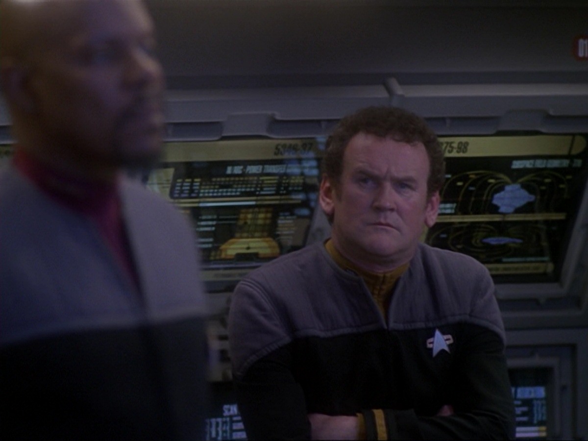extant_StarTrek_DS9_6x25-TheSoundOfHerVoice_1184.jpg
