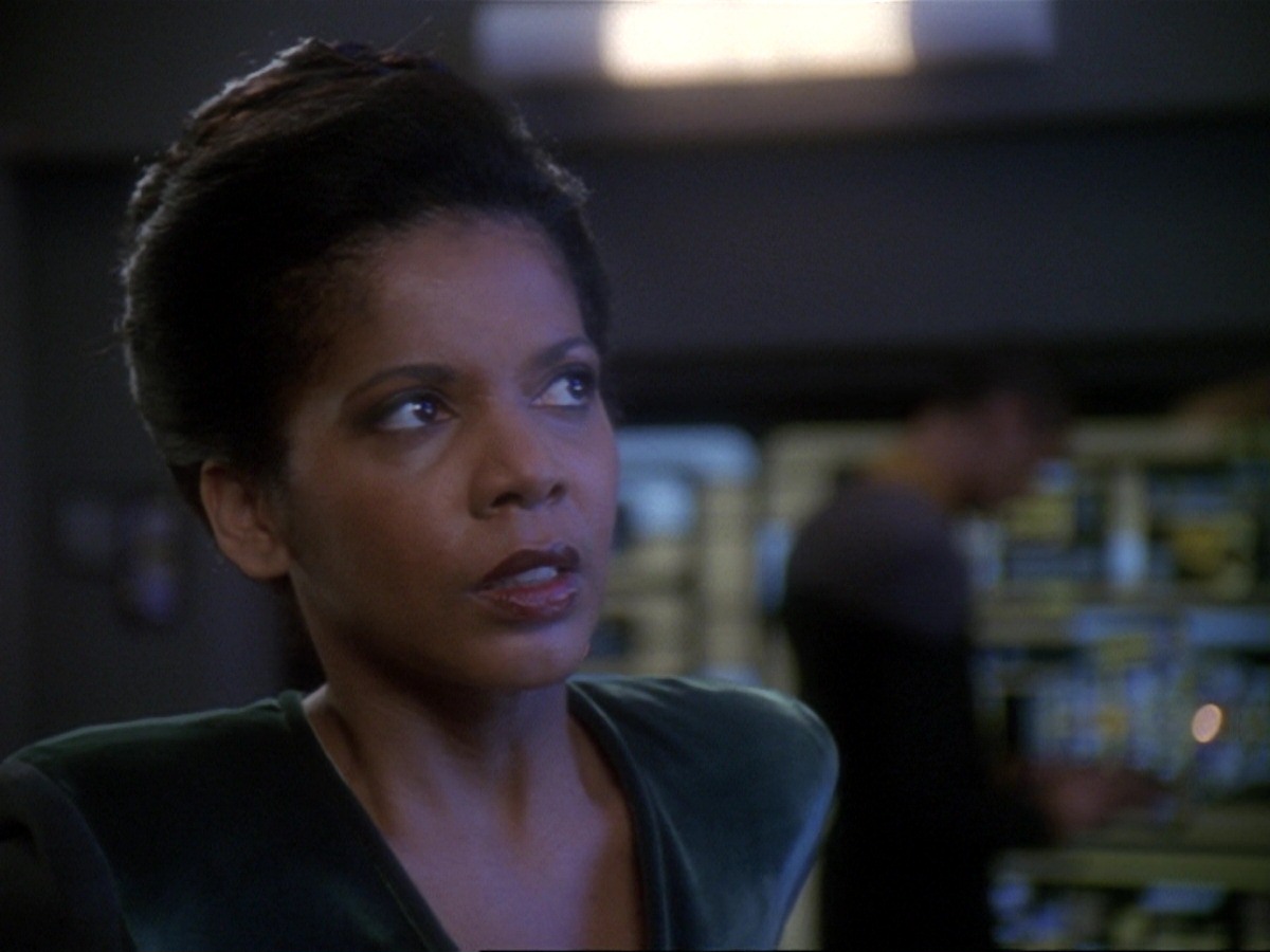 extant_StarTrek_DS9_6x25-TheSoundOfHerVoice_1201.jpg