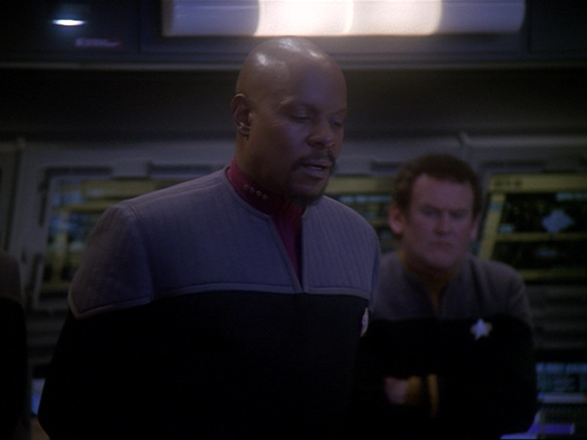 extant_StarTrek_DS9_6x25-TheSoundOfHerVoice_1212.jpg