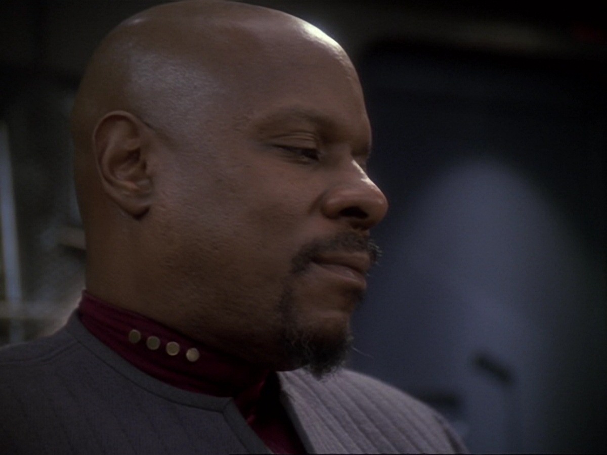 extant_StarTrek_DS9_6x25-TheSoundOfHerVoice_1327.jpg