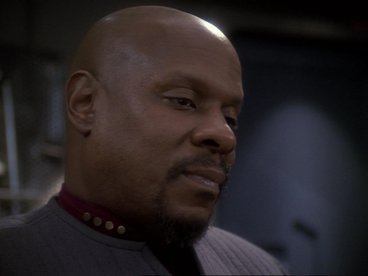 extant_StarTrek_DS9_6x25-TheSoundOfHerVoice_1336.jpg